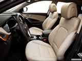  Front seats from Drivers Side photo